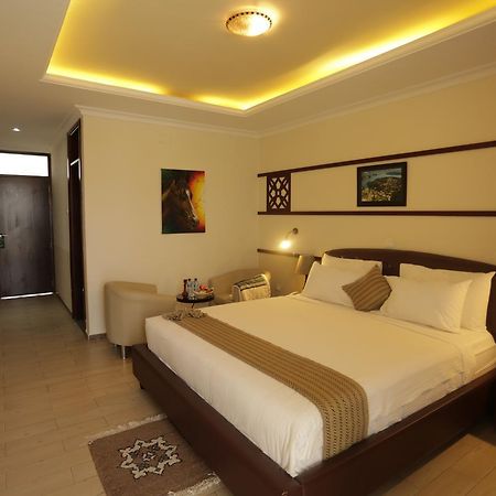 Hotel Celeste Ethiopia แอดดิสอาบาบา ภายนอก รูปภาพ